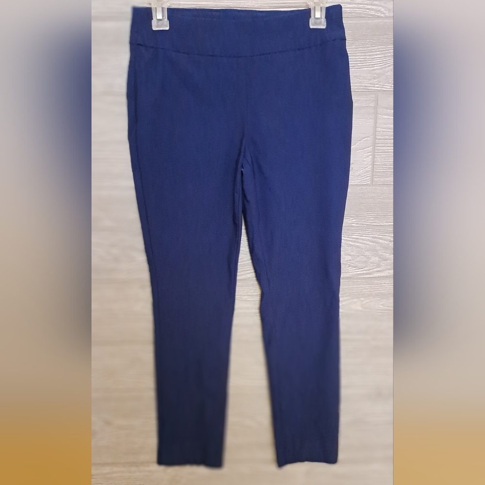 Chico's SO Slimming navy blue slim leg slacks, size Petite 00P